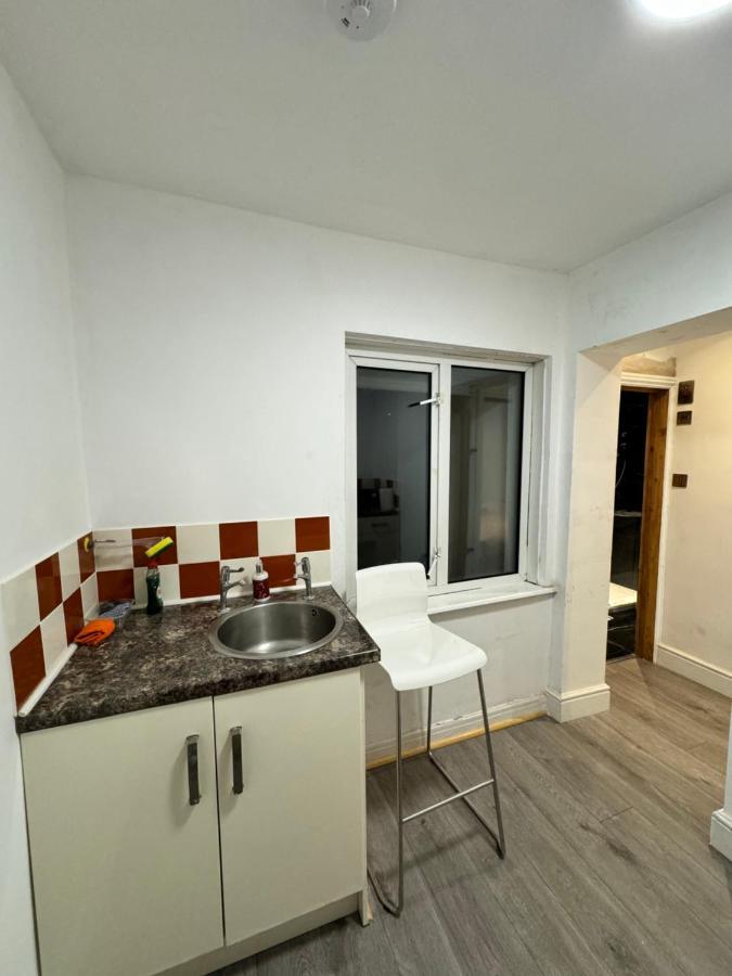 1 Bed With Kitchenette And Bathroom Oxford Exterior photo