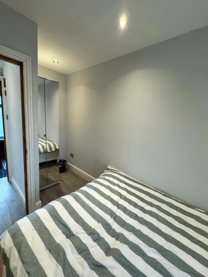 1 Bed With Kitchenette And Bathroom Oxford Exterior photo